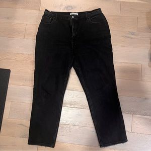 Abercrombie and Fitch 90s Straight Ultra High Rise Curve Love 33 16 short jeans